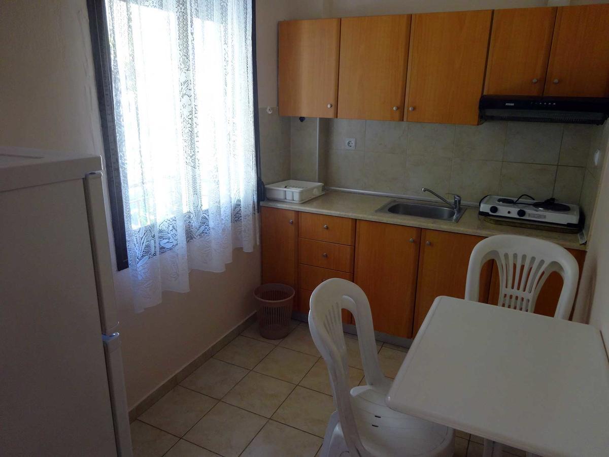 פוליכרונו Villa Maria Apartments מראה חיצוני תמונה