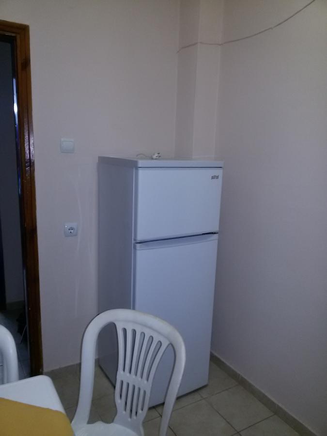 פוליכרונו Villa Maria Apartments מראה חיצוני תמונה
